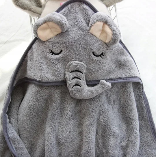 Cape-de-bain-bebe-gris-elephant-dessin-anime